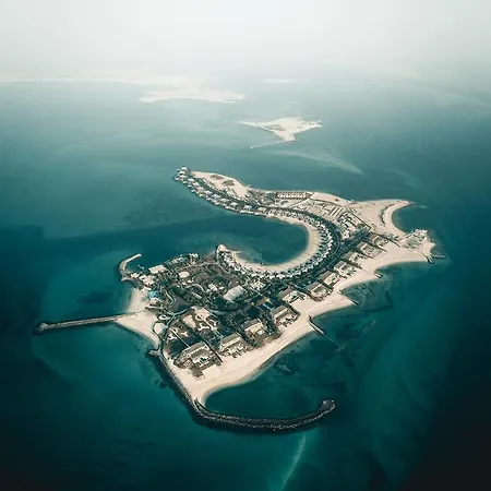 Nurai Island, Saadiyat Hotel